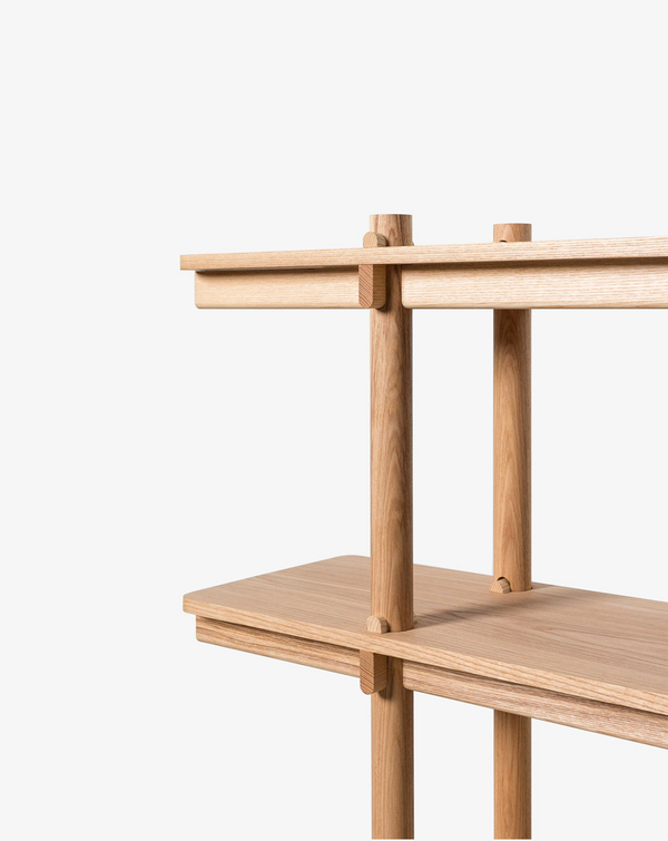 PR Wedge Shelf